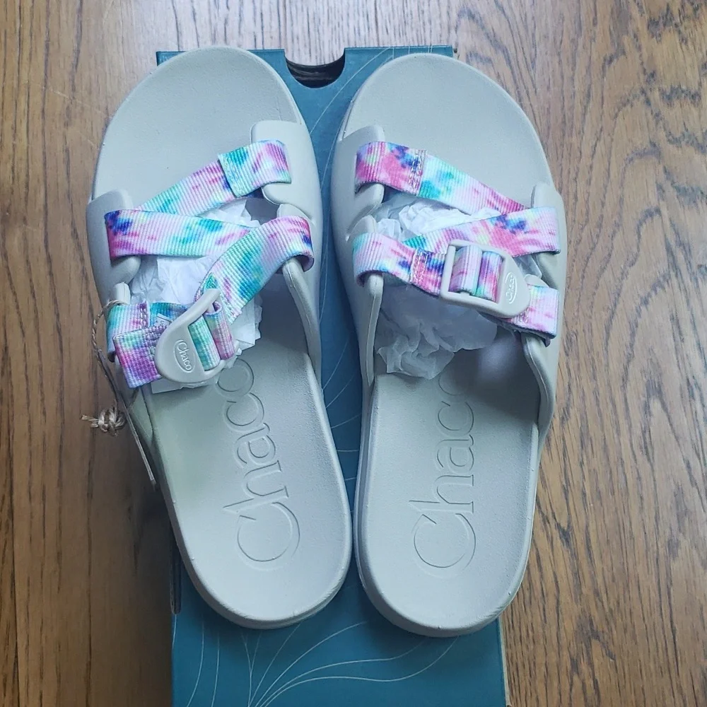 NIB Chaco Chillos Slide Sandal White And Multicolor Tie Dye Print Kids Size 4